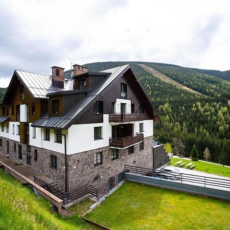 Apartman Svaty Petr Špindlerŭv Mlýn Extérieur photo